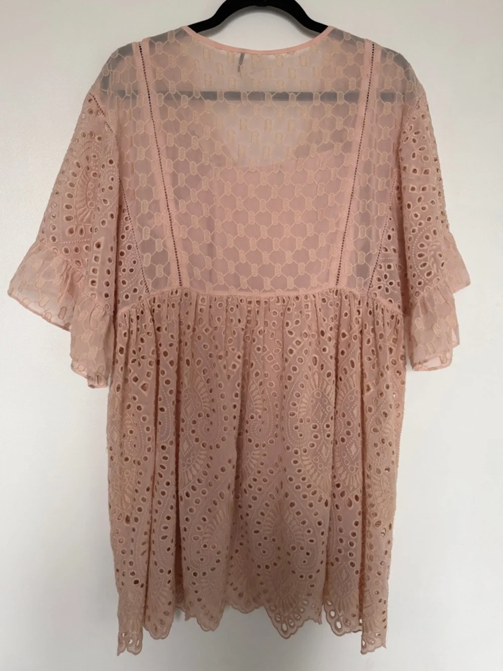 Anthropologie Blush Pink Eyelet Lace Dress, 6P - Picture 4 of 6